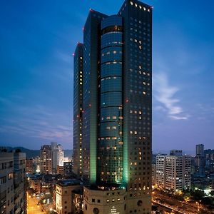 Shangri-La Far Eastern Plaza, Taipei
